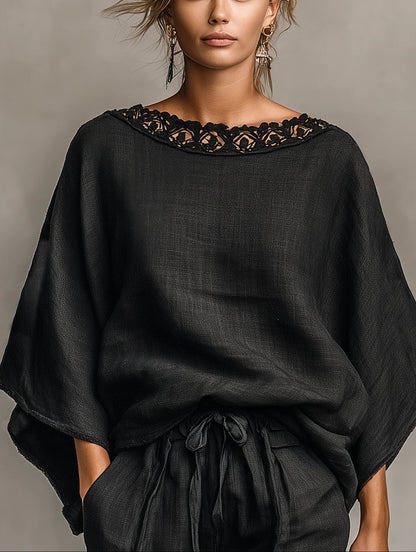 Ensemble minimaliste avec blouse à col bateau en dentelle et short