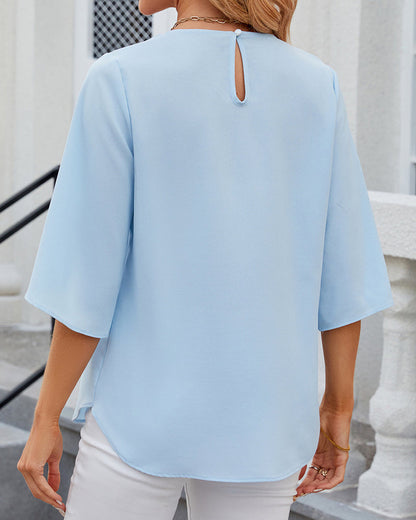 Elegant plain short-sleeved blouse