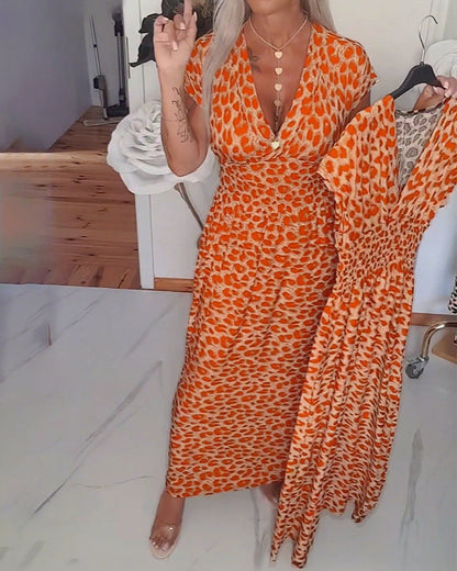 Elegant V-neck leopard print dress