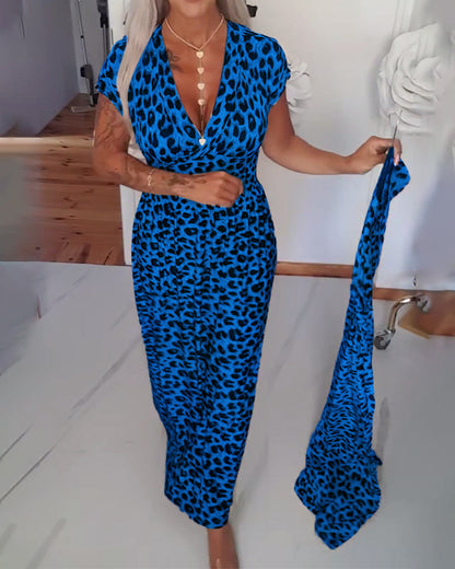 Elegant V-neck leopard print dress