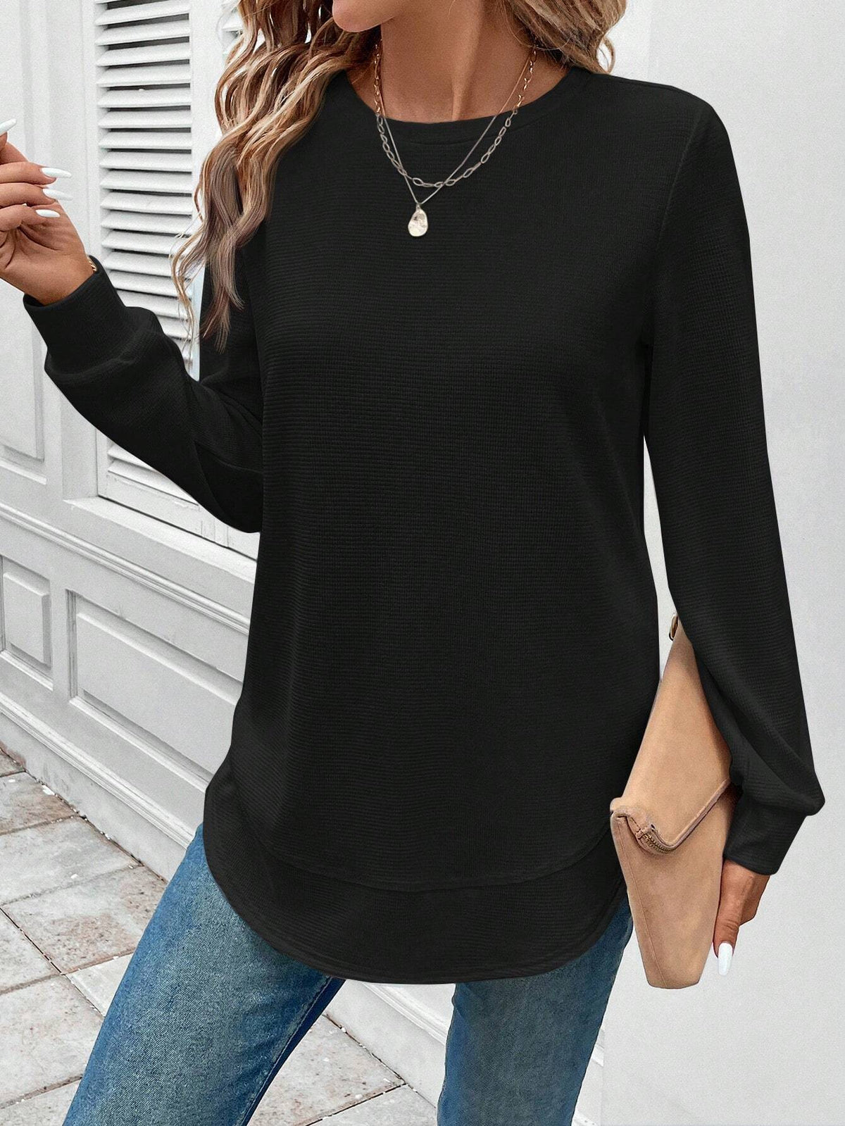 Round-neck, long-sleeved, solid-colour top