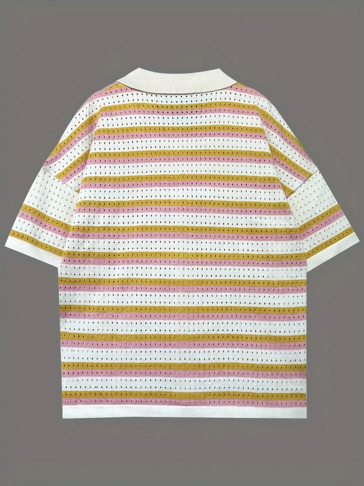 Ensemble de chandail à rayures colorées et de short
