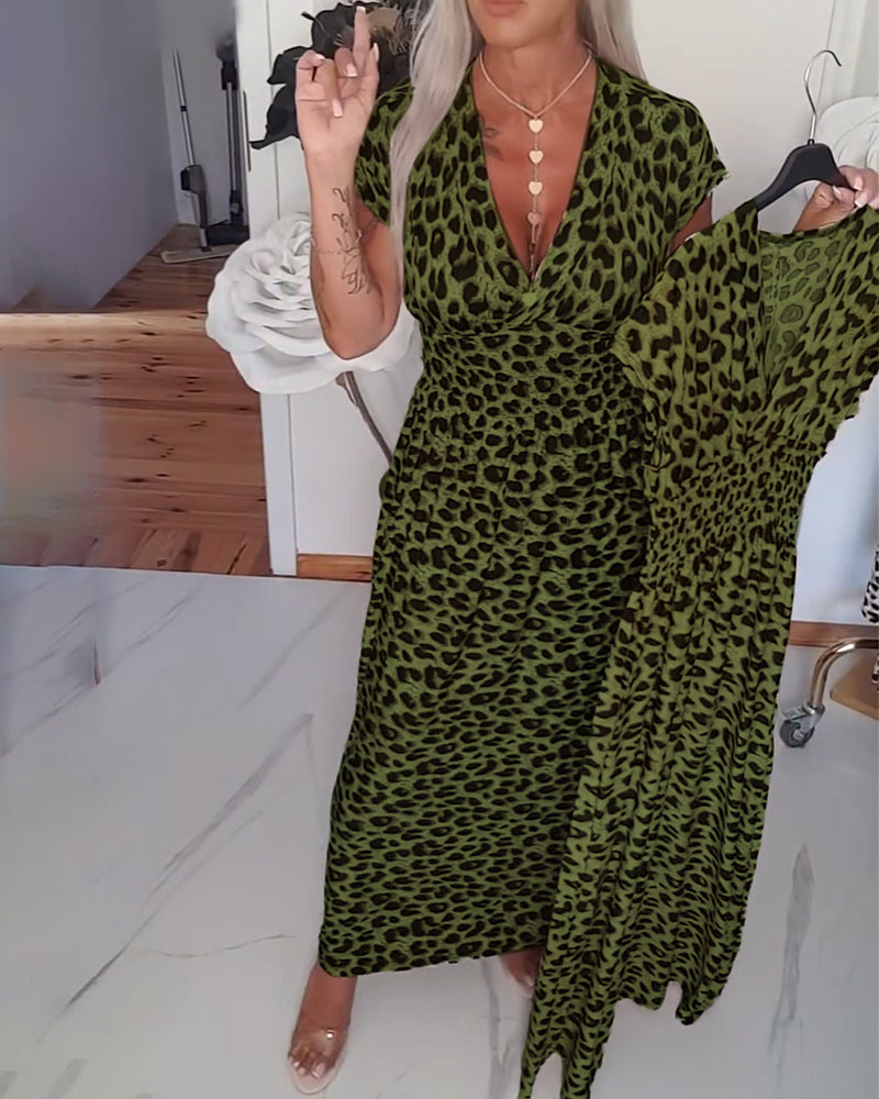 Elegant V-neck leopard print dress