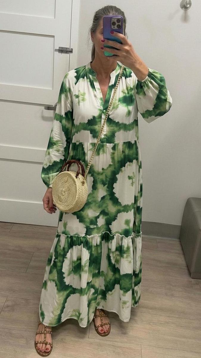 Green long-sleeved V-neck maxi dress