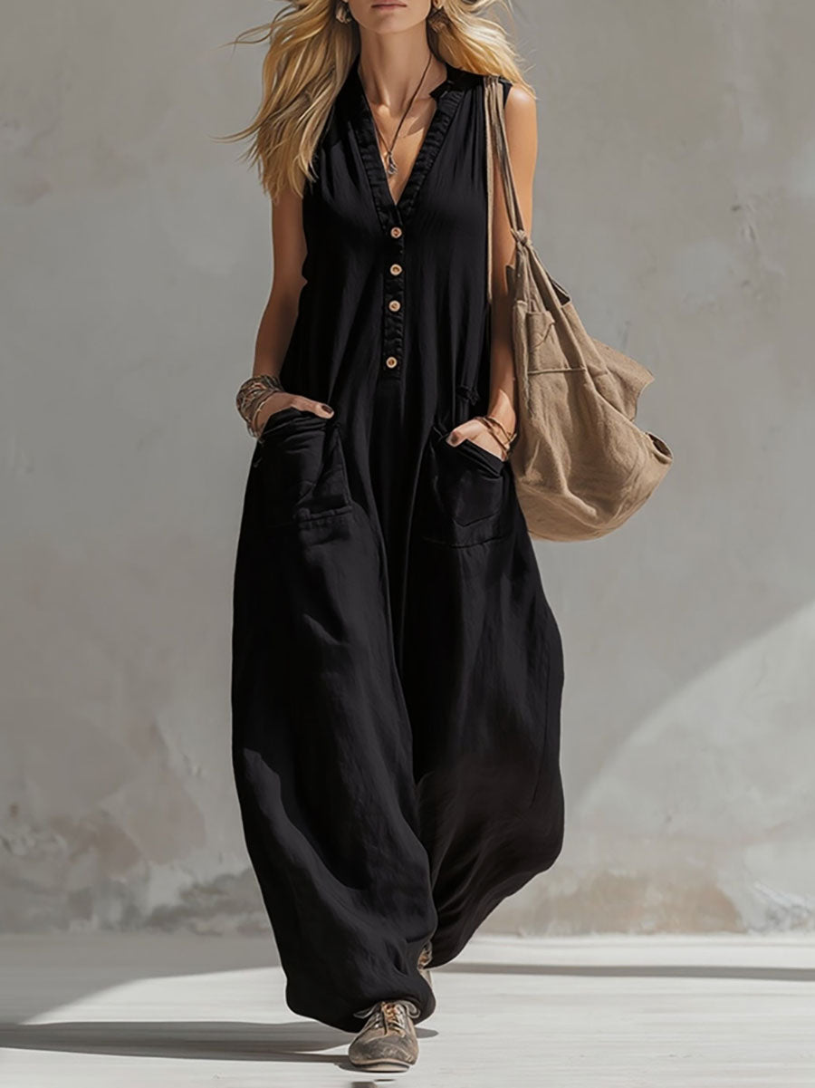 Sleeveless V-neck jumpsuit, solid color, wide leg, with buttons and pockets
