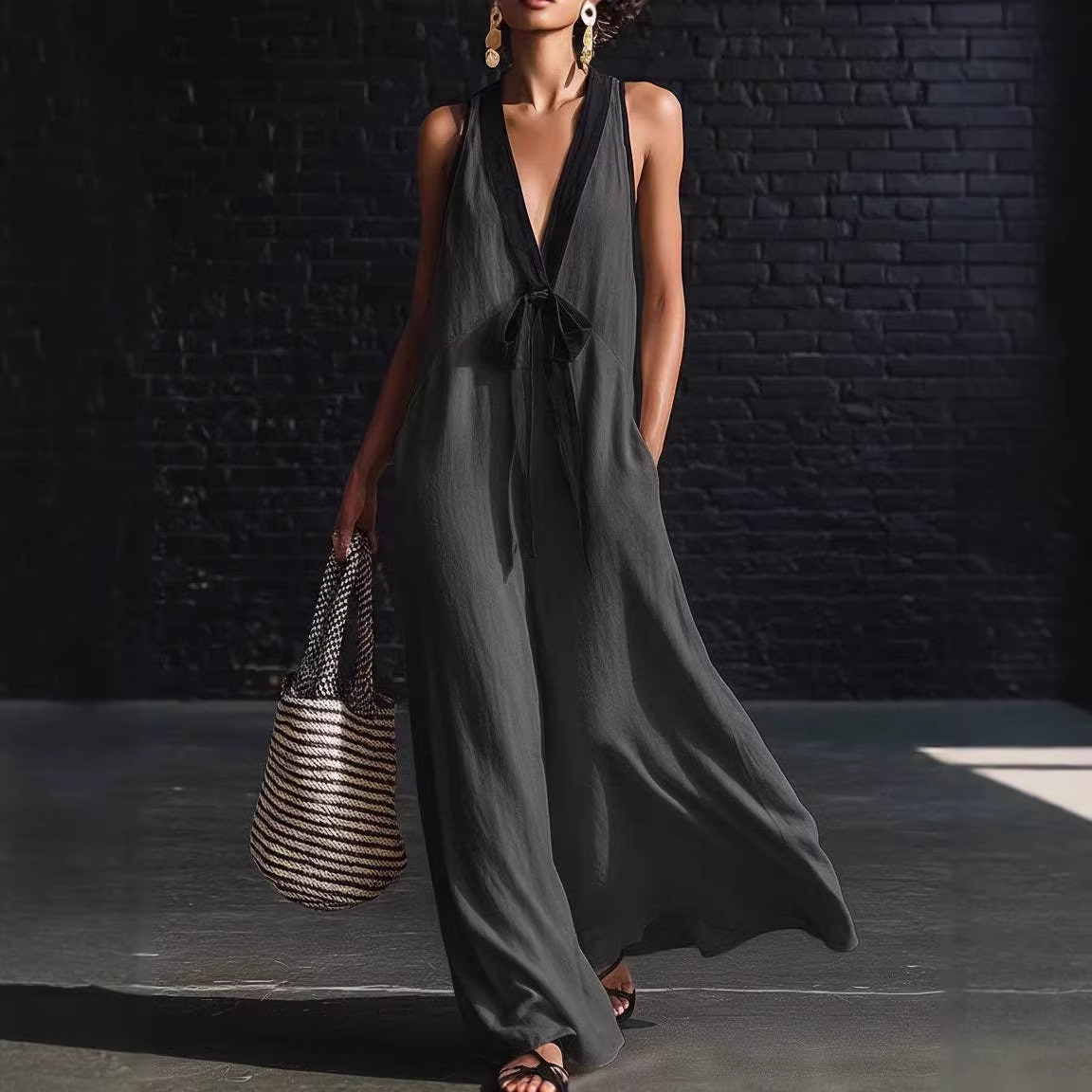 Robe longue sans manches col en V à imprimé bohème noir et blanc