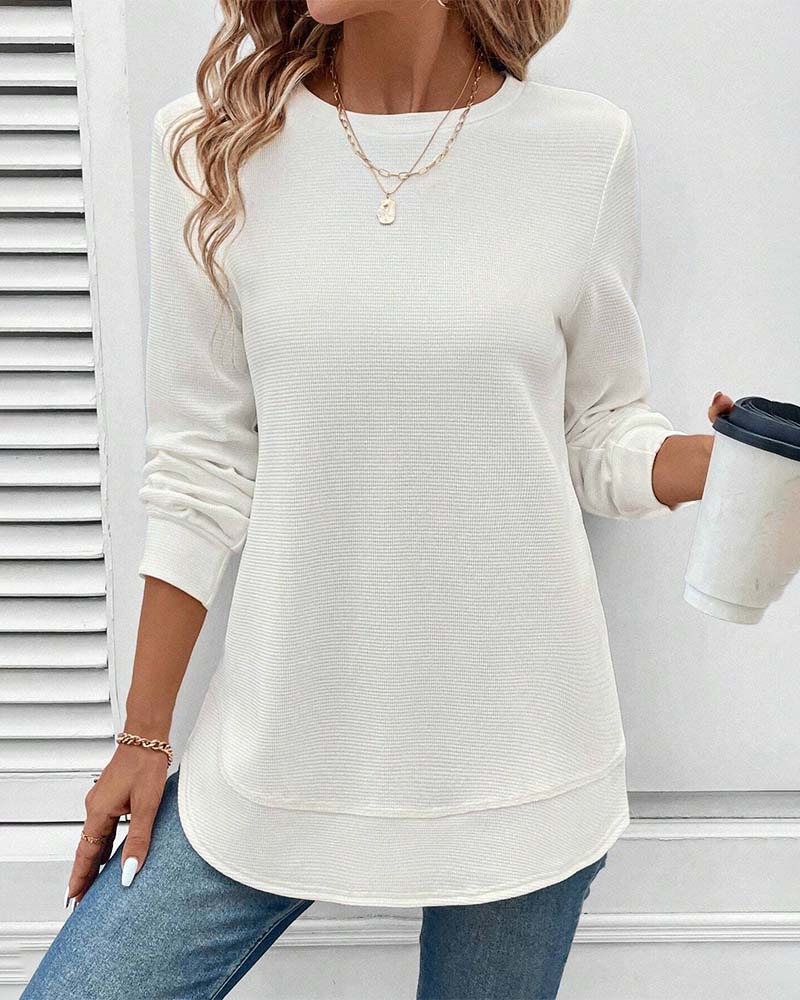 Round-neck, long-sleeved, solid-colour top