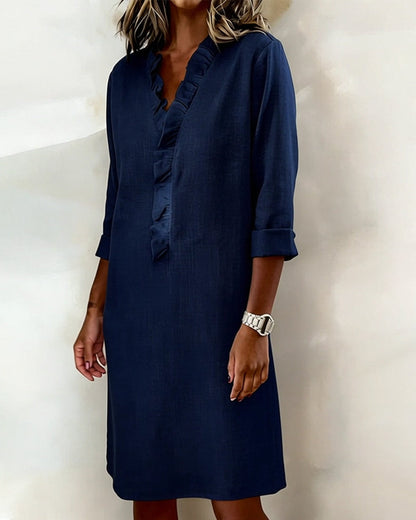 Robe unie à col en V et volants