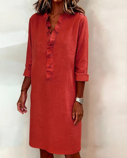 Robe unie à col en V et volants