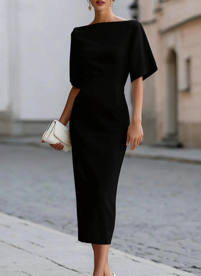 Robe midi Briar avec encolure bateau et coupe ajustée