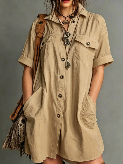 Robe chemise boutonnée à manches courtes et coupe ample avec poches
