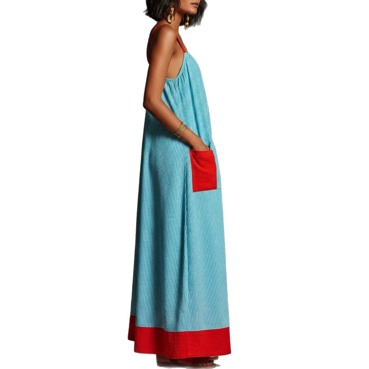 Robe longue rayée en lin et coton avec poches et bretelles spaghetti, idéale pour les vacances