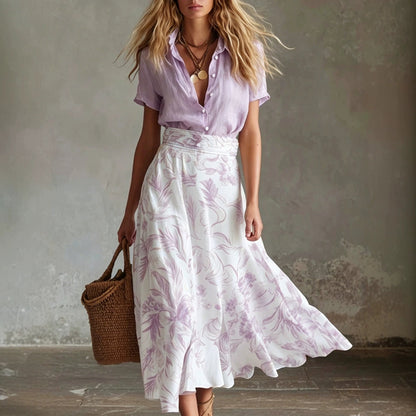 Ensemble coordonné jupe fleurie et chemise contrastantes