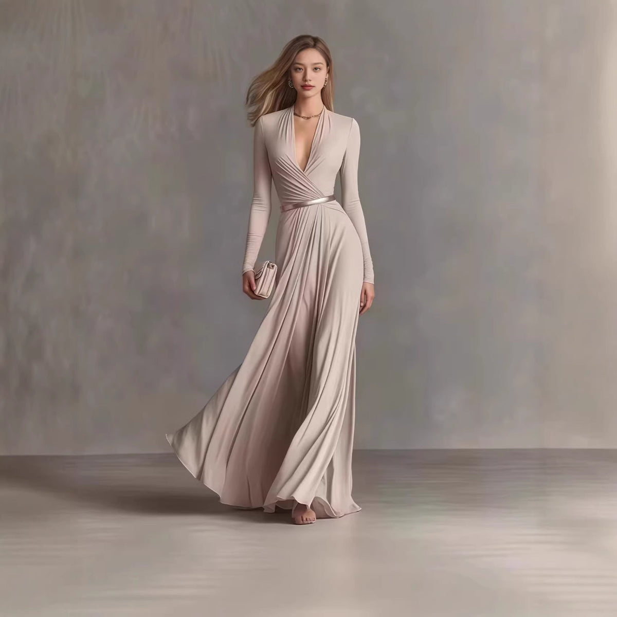 Robe élégante à manches longues texturée de couleur unie pour femme avec petite taille parfumée