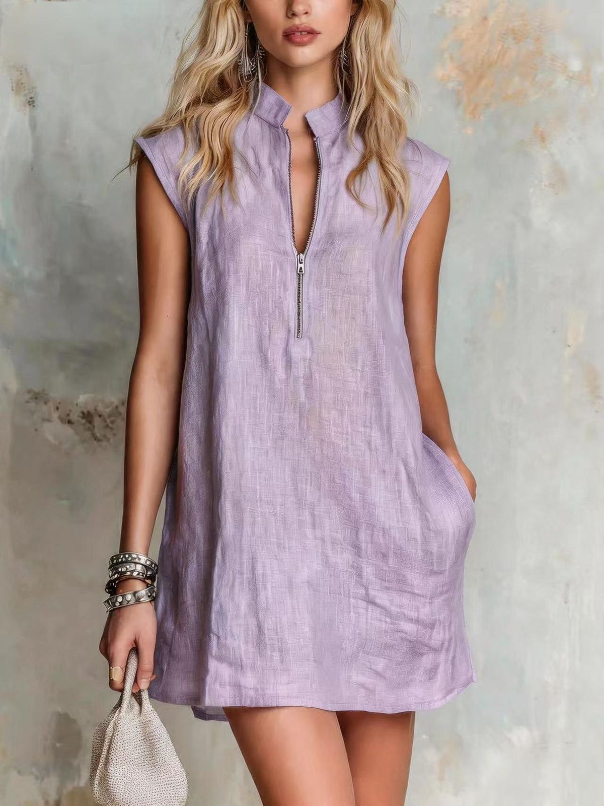 Robe courte droite sans manches à col officier, demi-zip et poches, en lin