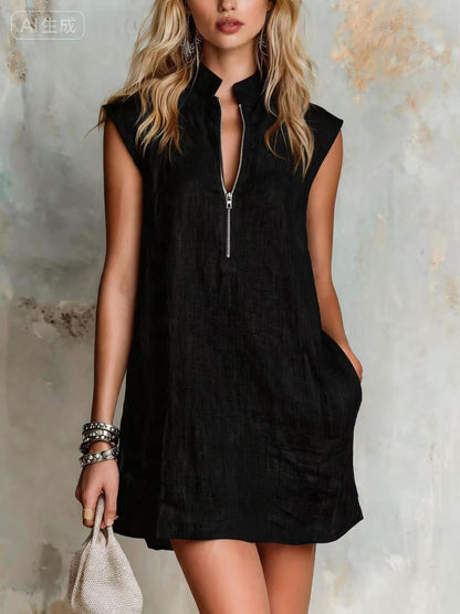 Robe courte droite sans manches à col officier, demi-zip et poches, en lin