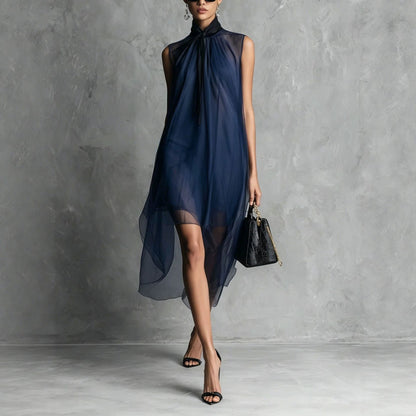 Robe midi asymétrique sans manches en maille transparente avec col à nouer