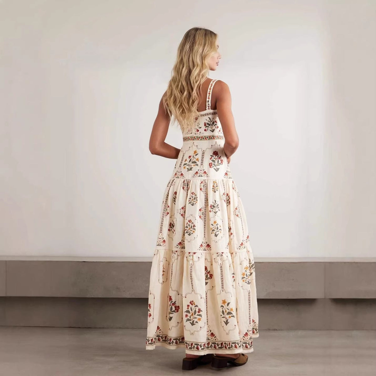 Robe longue étagée à imprimé floral vintage | Robe d'été camisole à encolure carrée