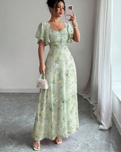 Robe longue à imprimé floral, froncée et à manches papillon fluides
