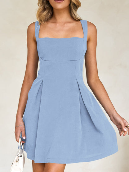 Robe de soirée courte sans manches avec nœud au dos