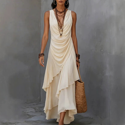 Robe longue asymétrique à volants, sans manches, avec col en V drapé