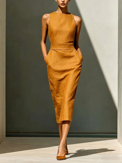 Robe mi-longue élégante sans manches moulante couvrant les hanches pour femme