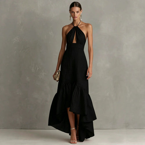 Robe longue texturée asymétrique à volants, avec encolure licou et découpe goutte d'eau