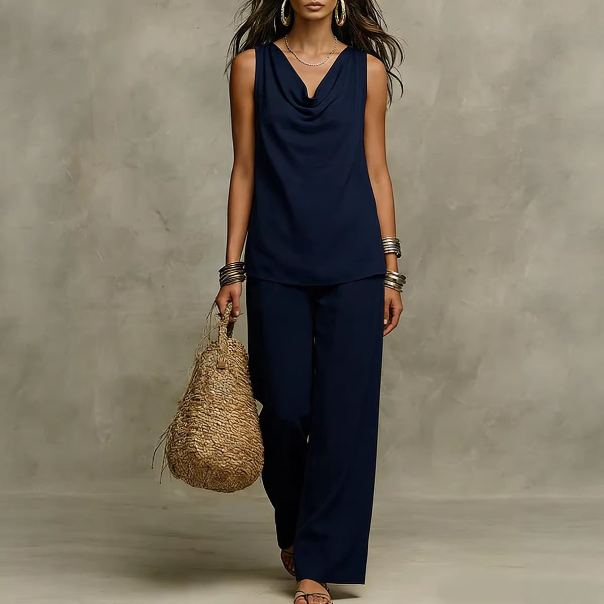 Ensemble deux pièces drapé sans effort - Haut sans manches à col bénitier et pantalon large