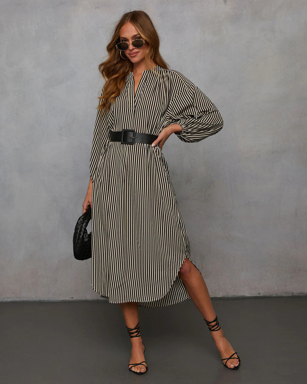 Robe midi rayée ceinturée