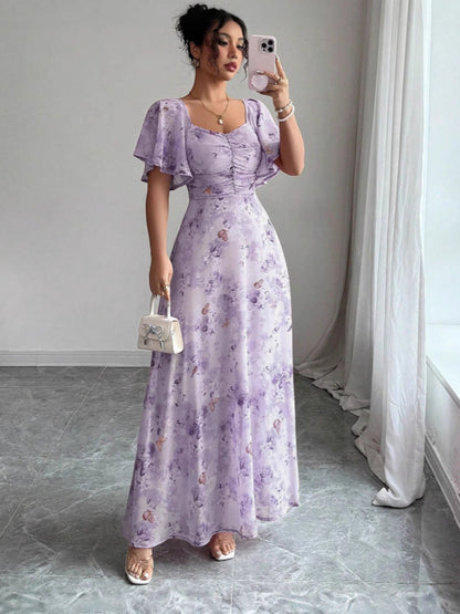 Robe longue à imprimé floral, froncée et à manches papillon fluides
