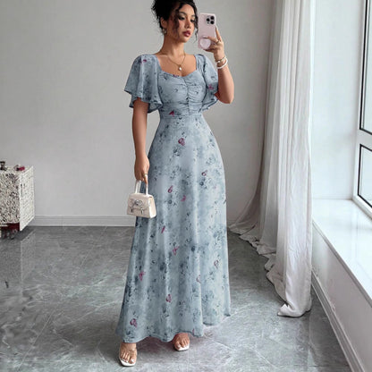 Robe longue à imprimé floral, froncée et à manches papillon fluides