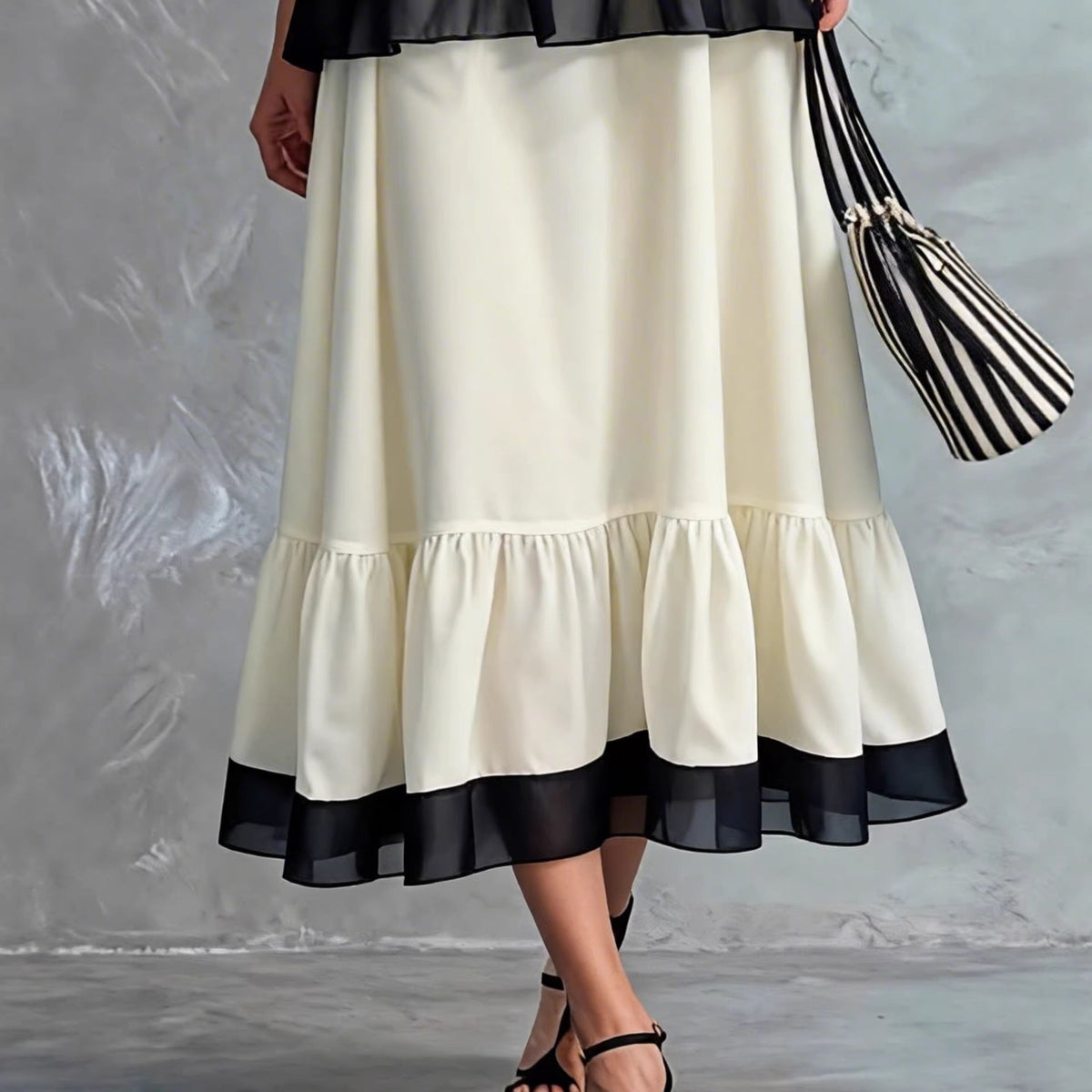 Ensemble long deux pièces étagé noir et blanc élégant