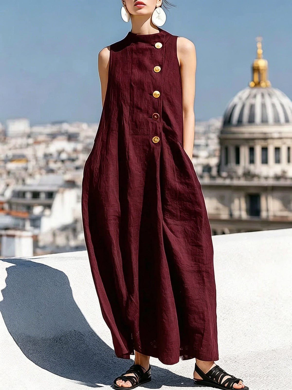 Robe longue sans manches en lin avec col montant et boutons latéraux