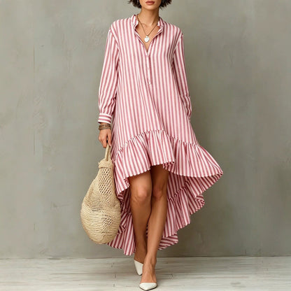 Robe longue à manches longues avec ourlet volanté et rayures verticales