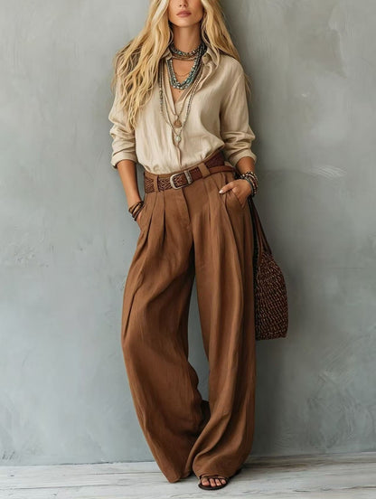 Ensemble deux pièces bohème chemise ample en lin bleu marine et pantalon large plissé en lin beige