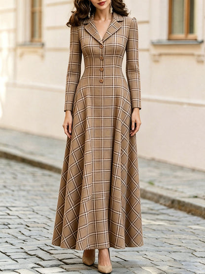 Robe longue à manches longues à carreaux classiques