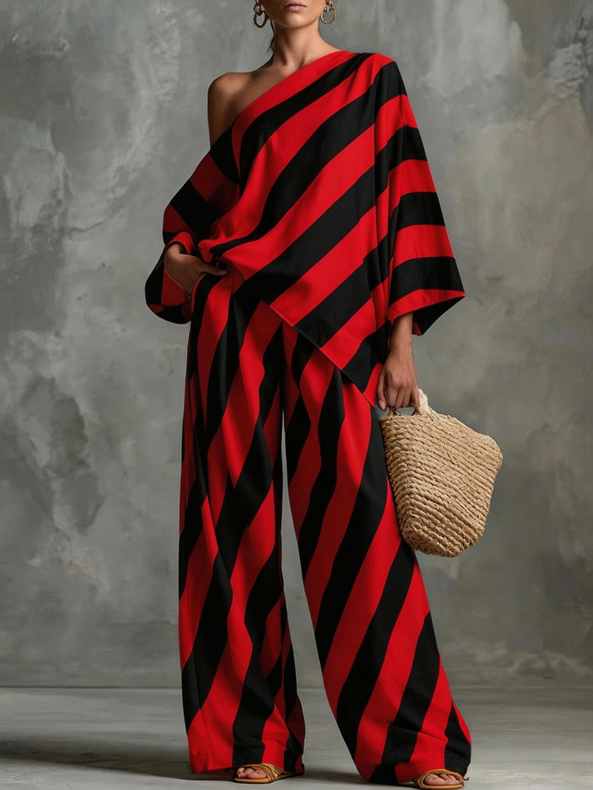 Ensemble haut asymétrique rayé et pantalon large
