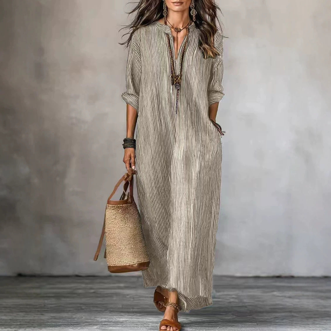 Robe longue texturée froissée à col en V, manches courtes et coupe ample