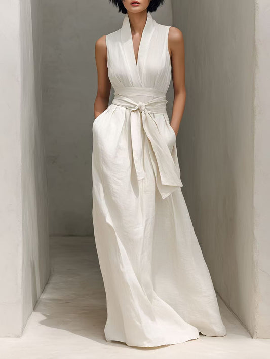 Élégante robe longue sans manches à col en V avec ceinture