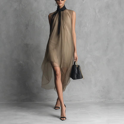 Robe midi asymétrique sans manches en maille transparente avec col à nouer