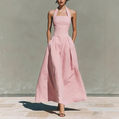 Robe midi plissée trapèze à col montant et encolure carrée