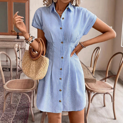 Robe chemise boutonnée à rayures bleues