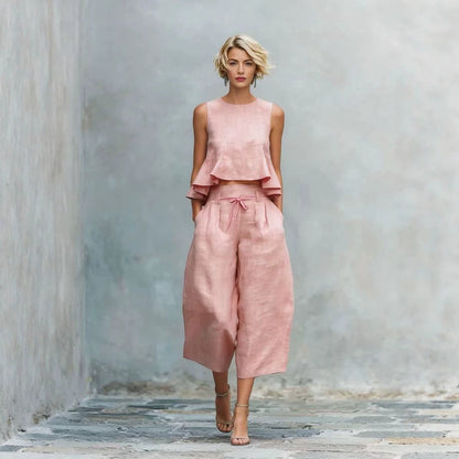 Ensemble deux pièces caraco court à volants en lin et pantalon culotte taille nouée