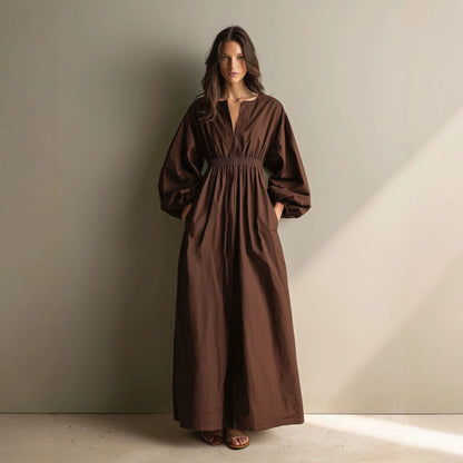 Robe longue en popeline à encolure en V, manches ballon et taille smockée