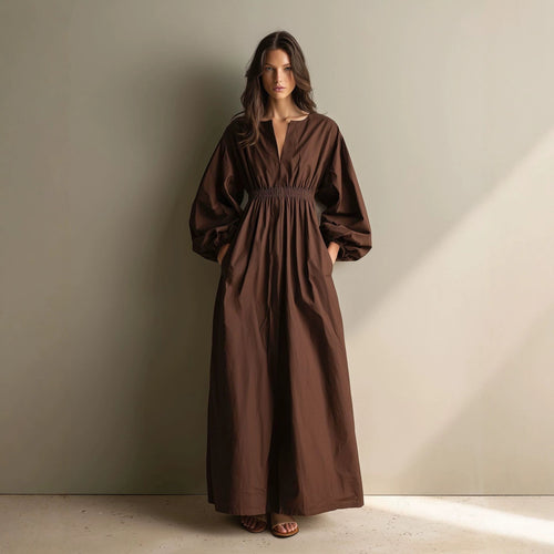 Robe longue en popeline à encolure en V, manches ballon et taille smockée