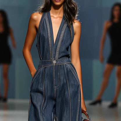 Combinaison Jean Foncé Col Halter Décolleté Plongeant Surpiqûres Contrastantes Taille Haute Jambe Large