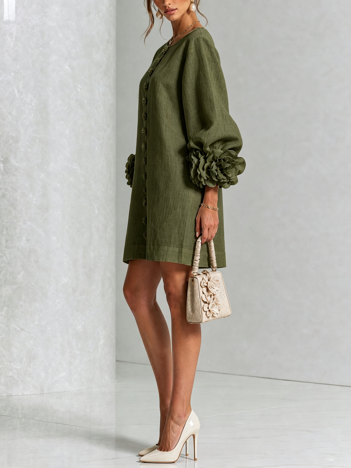 Robe Mini Boutonnée Vert Olive à Motifs Floraux avec Poignets Floraux Sculpturaux