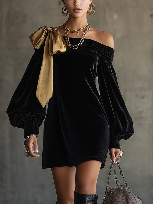 MINI ROBE EN VELOURS AVEC NŒUD DORÉ