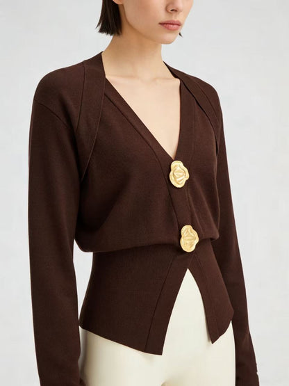 Pull en mélange de laine à col V avec détails métallisés