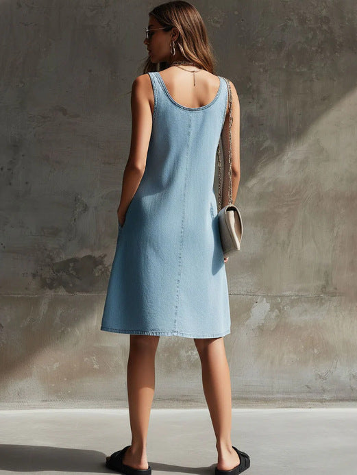 Robe chemise en jean sans manches pour femme, chic et décontractée